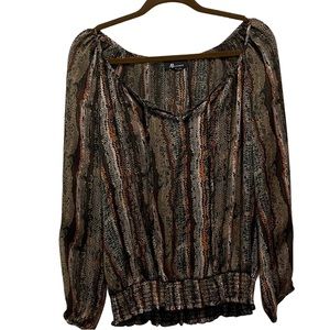 1103 AB Studio Cut Out Flowy Top Size Large